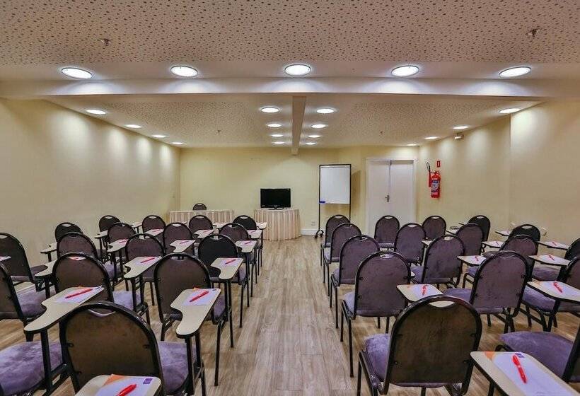 酒店 Dubai Macaé By Atlântica