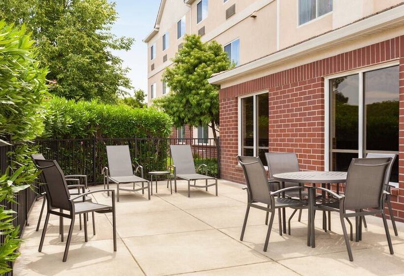호텔 Fairfield Inn Vacaville