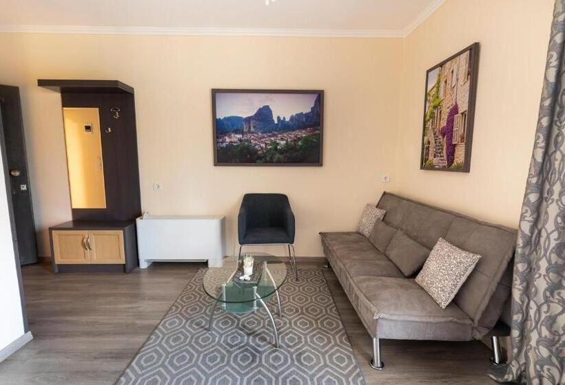 בית מלון כפרי Famissi Eden