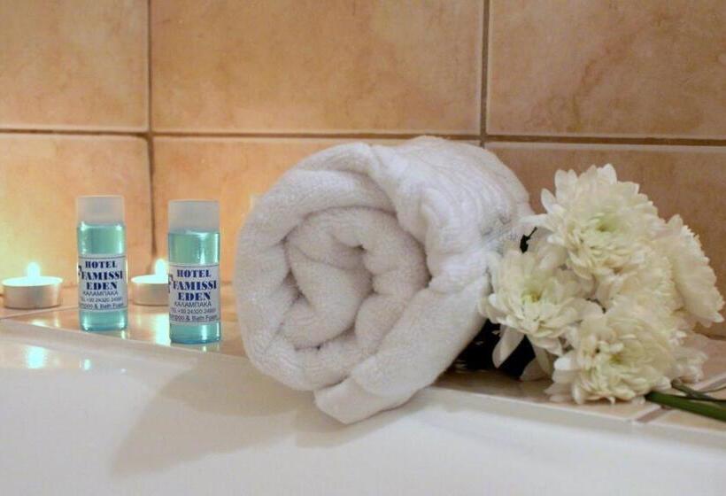 בית מלון כפרי Famissi Eden