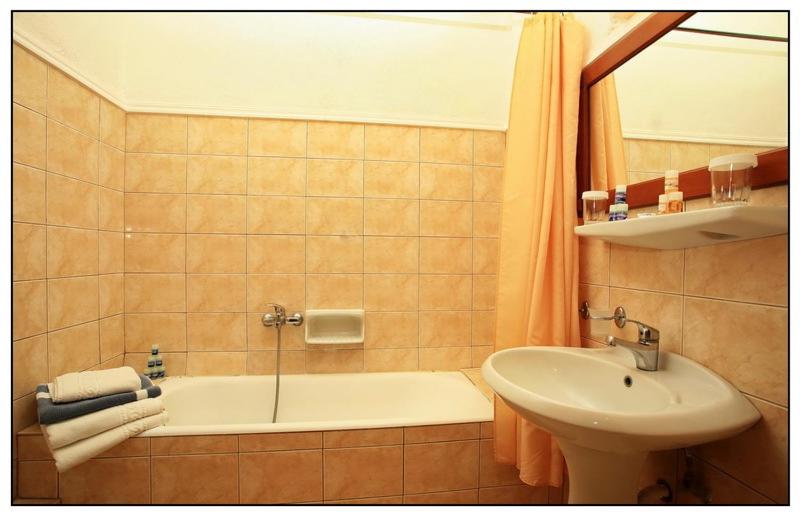 בית מלון כפרי Famissi Eden