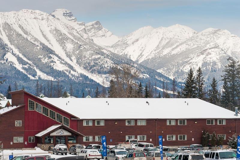 בית מלון כפרי Fernie Slopeside Lodge