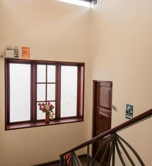 בית מלון כפרי Ferre De Ville