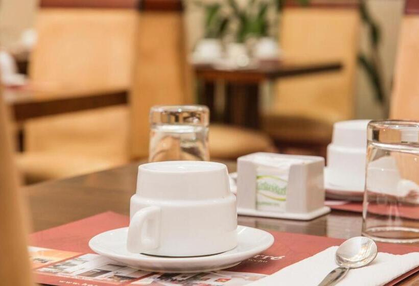 בית מלון כפרי Ferre De Ville