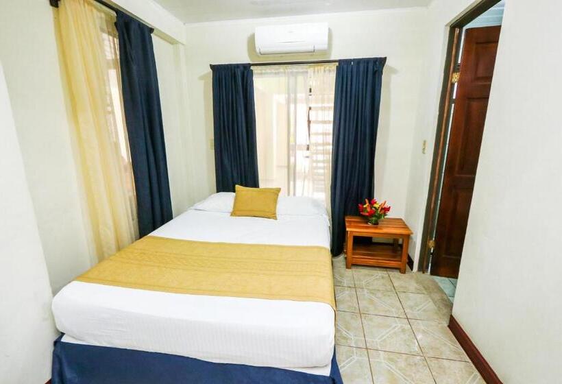 ホテル Flor Blanca