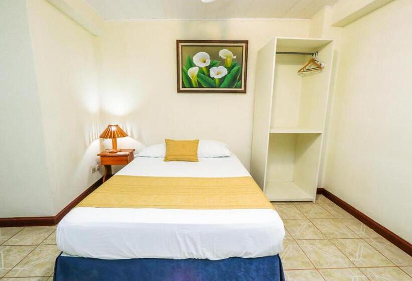 ホテル Flor Blanca