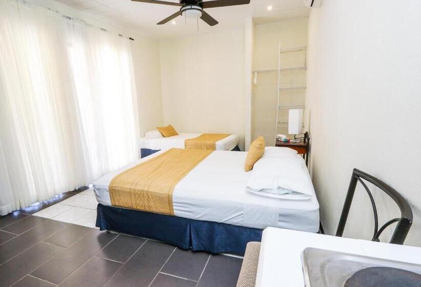 ホテル Flor Blanca