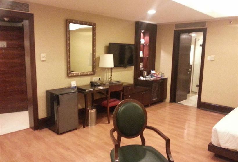 Отель Fortune Landmark