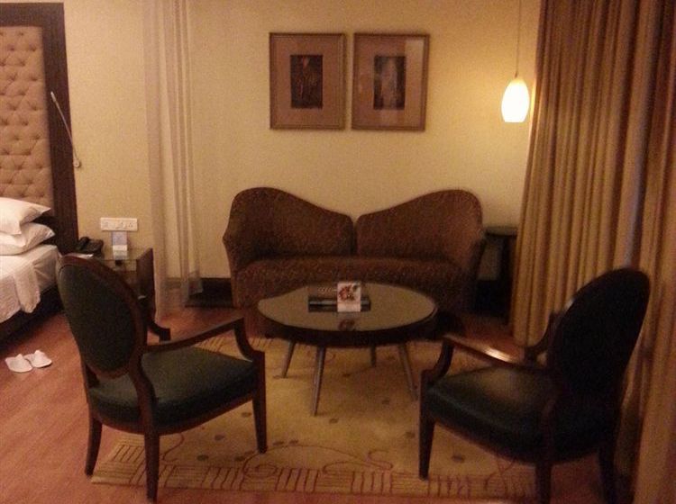 Отель Fortune Landmark