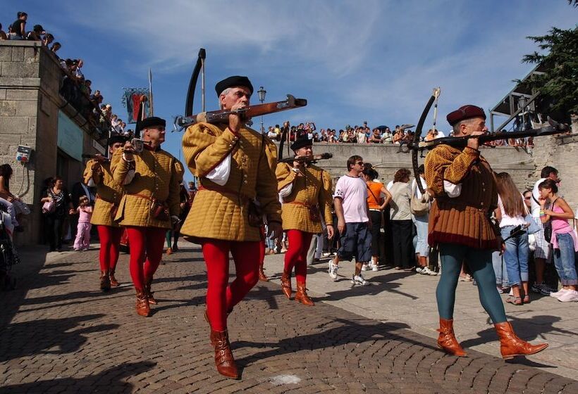 هتل Garden Village San Marino