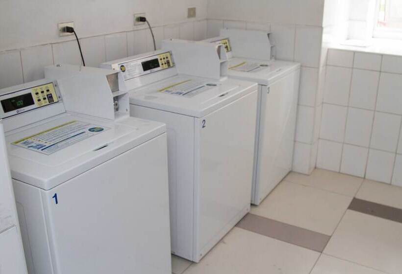 Отель Gen Rooms