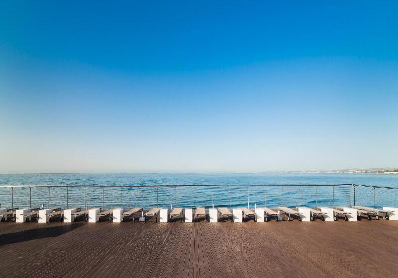 בית מלון כפרי Globales Playa Estepona