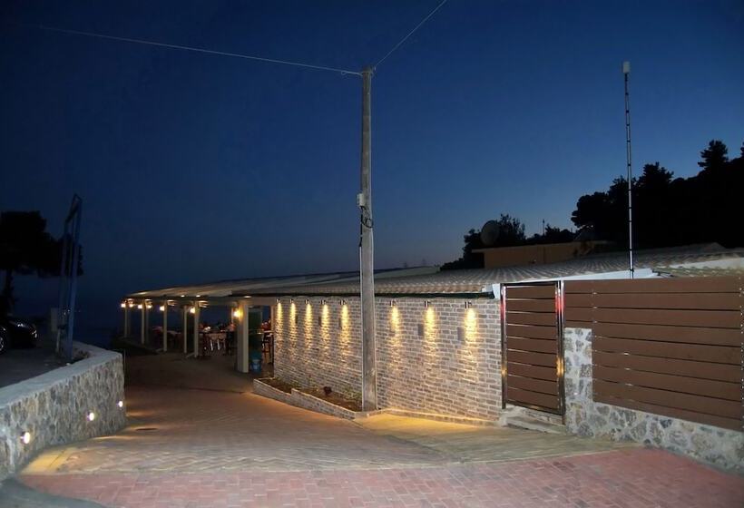 Отель Glyfada Beach