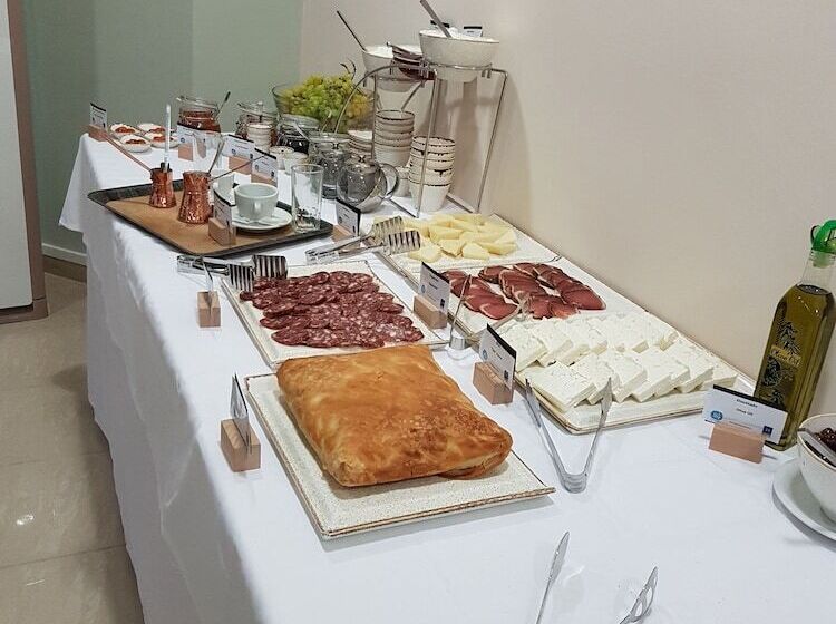 Отель Glyfada Beach