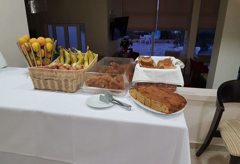 Отель Glyfada Beach