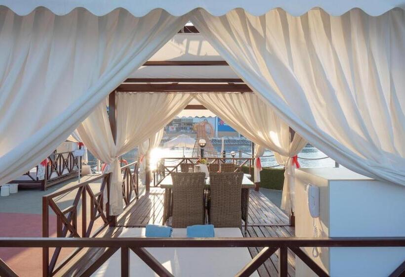 Отель Granada Luxury Okurcalar