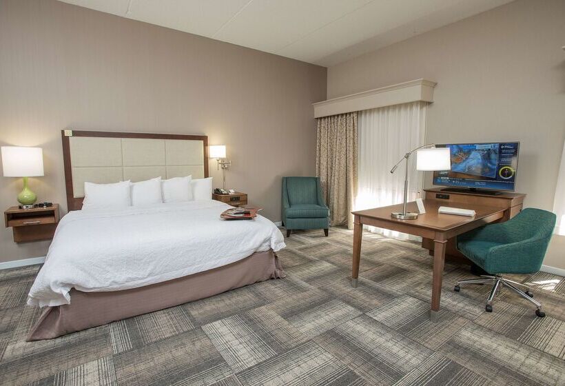 호텔 Hampton Inn & Suites Cincinnati Union Center