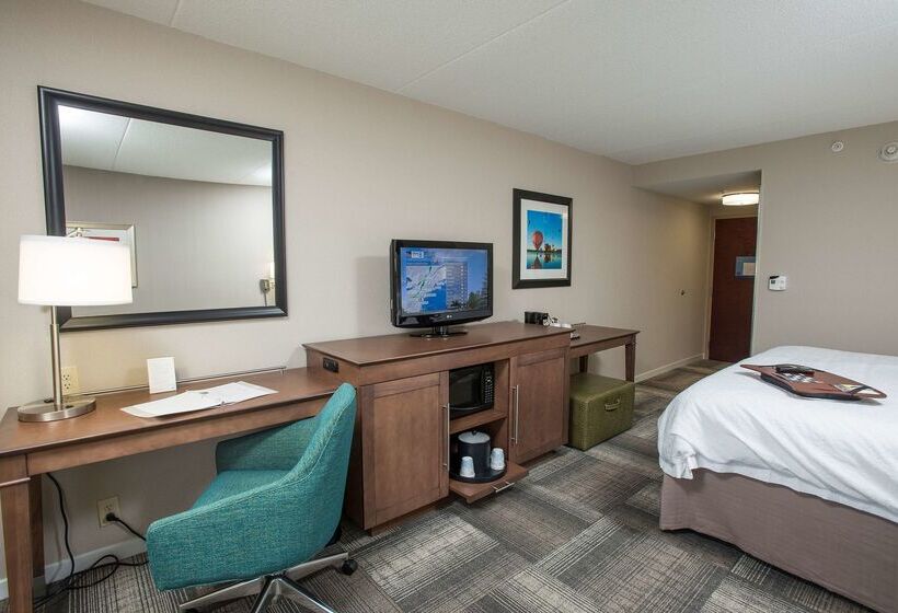 호텔 Hampton Inn & Suites Cincinnati Union Center