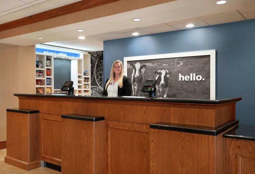 ホテル Hampton Inn & Suites Ephrata   Mountain Springs