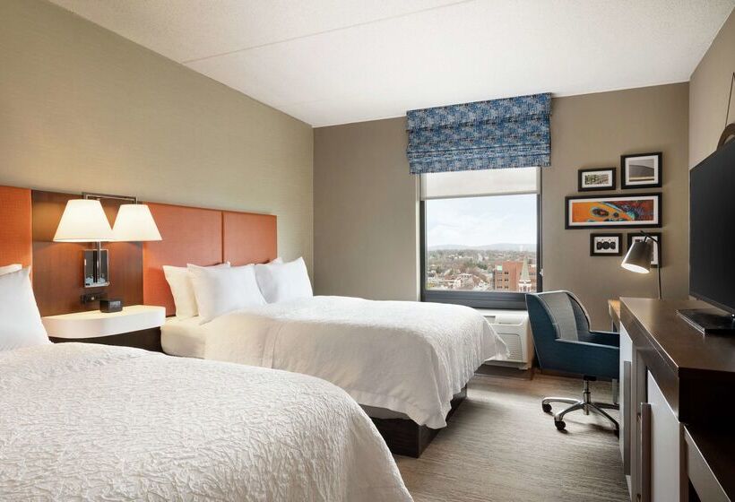 ホテル Hampton Inn & Suites Ephrata   Mountain Springs