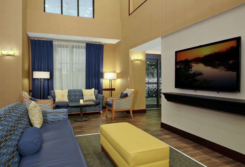 בית מלון כפרי Hampton Inn & Suites Murray