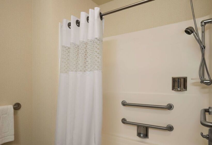 فندق Hampton Inn Belle Vernon