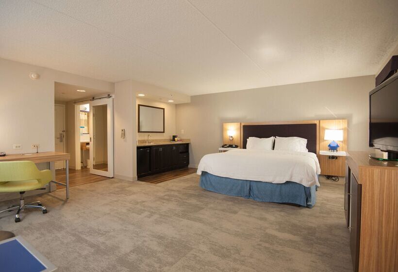 هتل Hampton Inn Doylestown