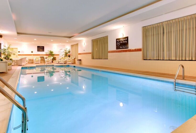 فندق Hampton Inn Emporia