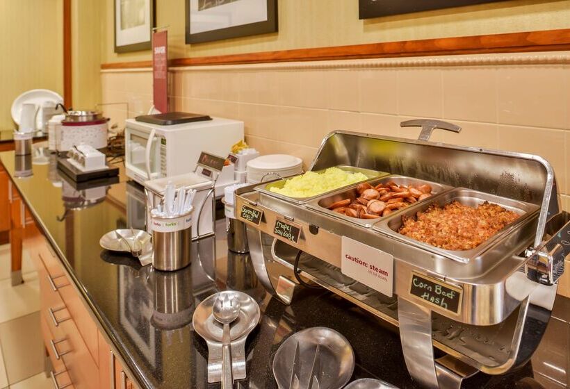 فندق Hampton Inn Emporia