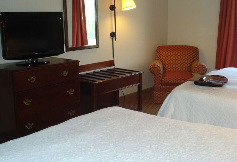فندق Hampton Inn Emporia