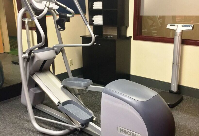 فندق Hampton Inn Haysnorth Of I70