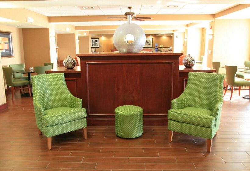 فندق Hampton Inn Haysnorth Of I70