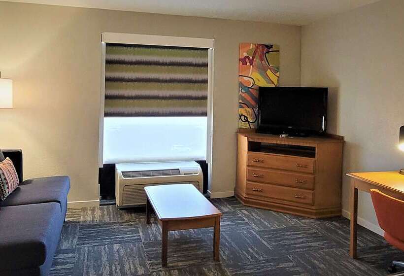 فندق Hampton Inn Haysnorth Of I70