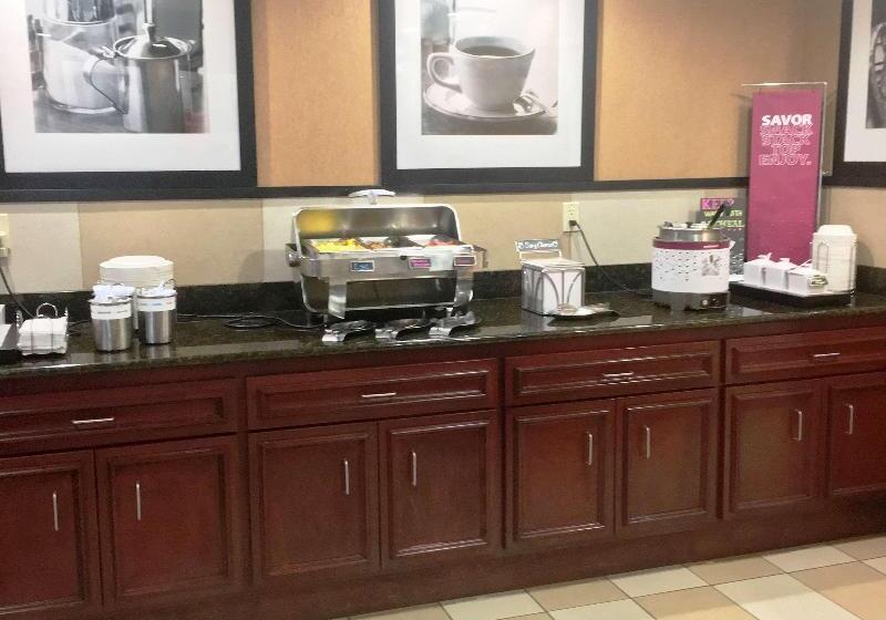 فندق Hampton Inn Haysnorth Of I70