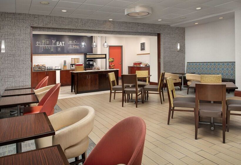 Отель Hampton Inn Knoxvilleeast