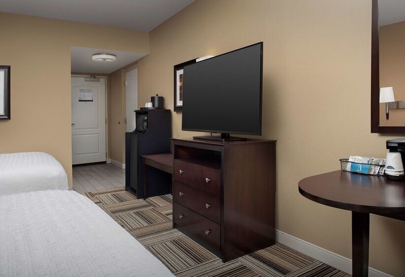 Отель Hampton Inn Knoxvilleeast