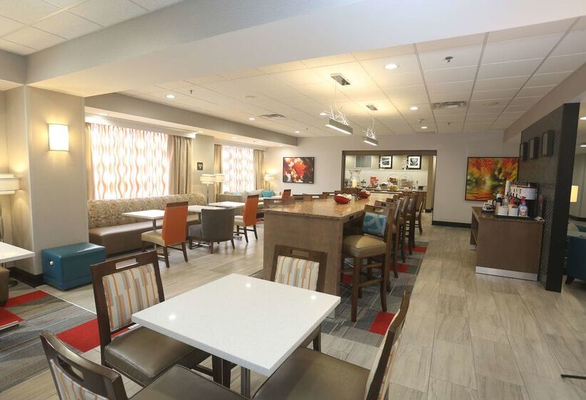 ホテル Hampton Inn Owego