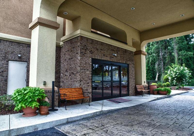 فندق Hampton Inn Spring Lake Fayetteville