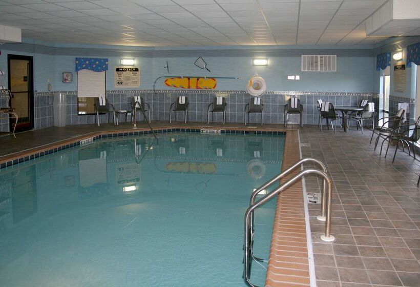 בית מלון כפרי Hampton Inn & Suites Bolingbrook