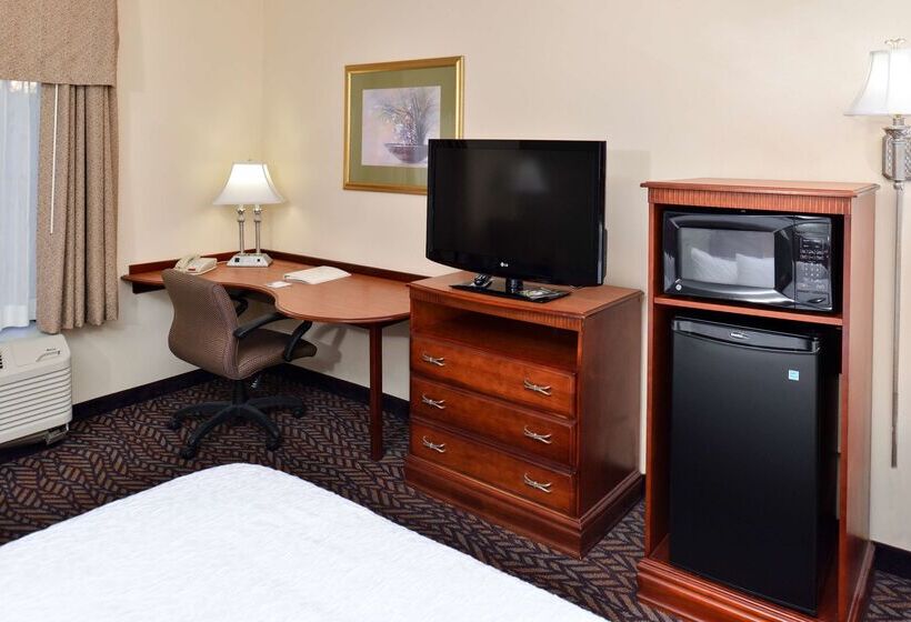 호텔 Hampton Inn & Suites Daytonvandalia
