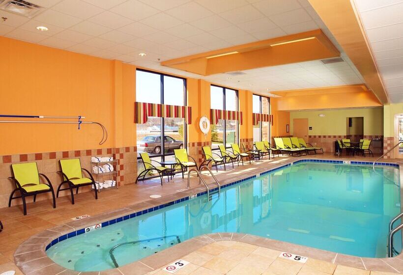 هتل Hampton Inn & Suitesknoxville/north I75