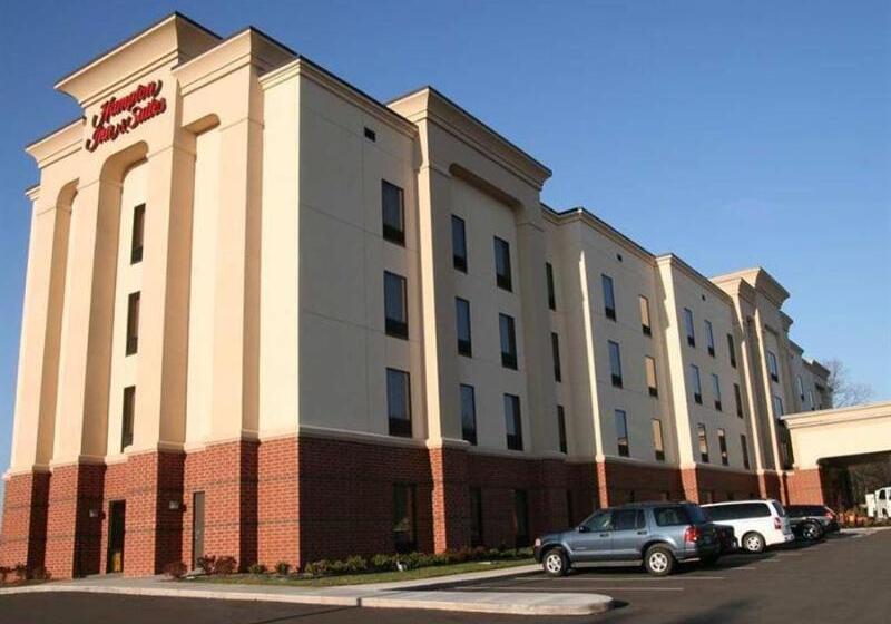 هتل Hampton Inn & Suitesknoxville/north I75
