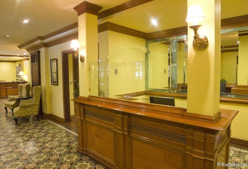 هتل Herald Suites