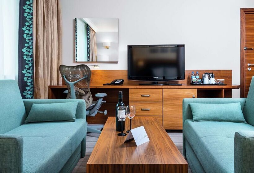 Отель Hilton Garden Inn Krakow