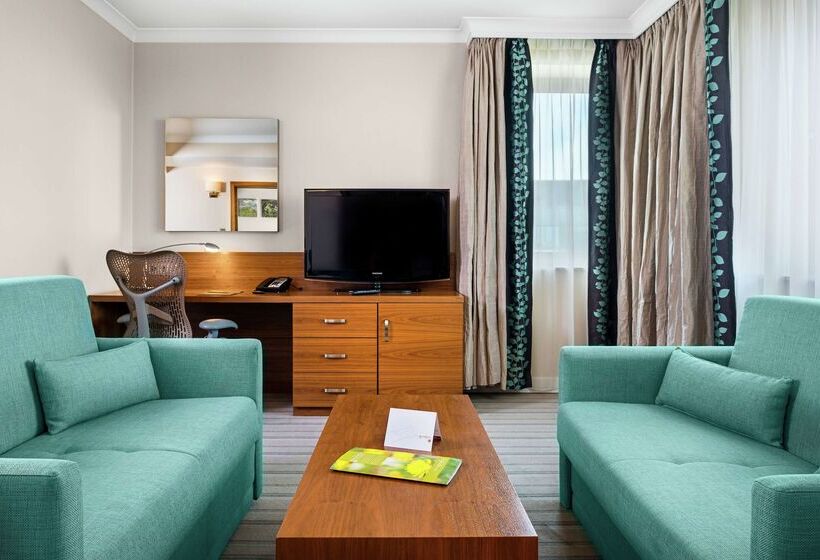 Отель Hilton Garden Inn Krakow