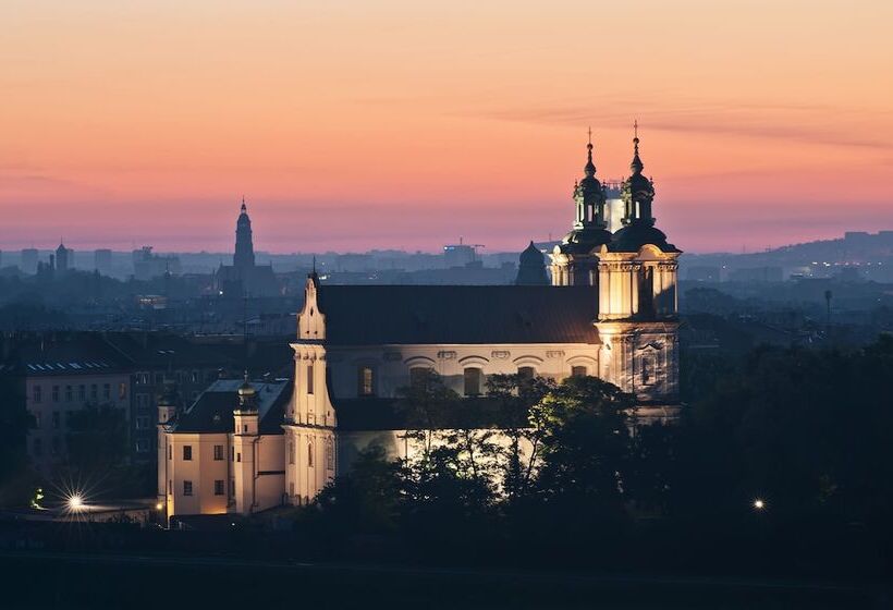 Отель Hilton Garden Inn Krakow
