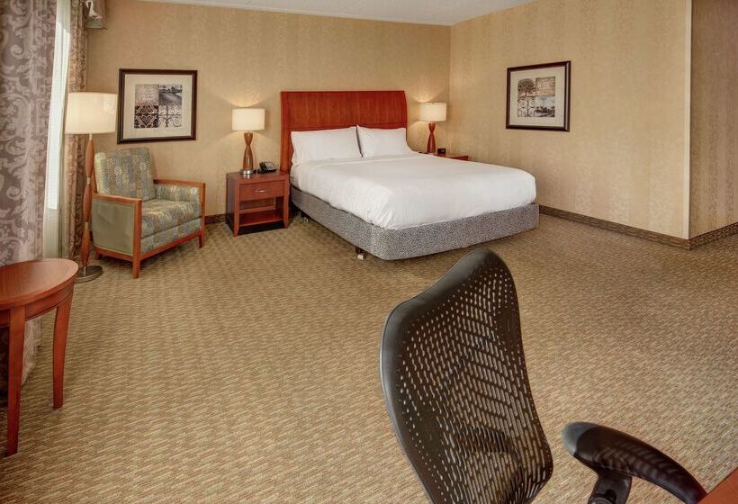 فندق Hilton Garden Inn Lakewood