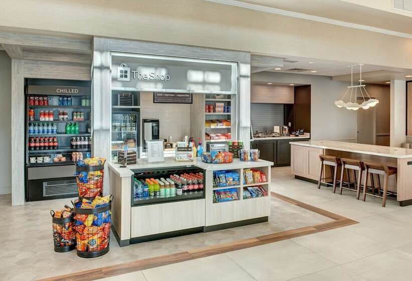 فندق Hilton Garden Inn Lakewood