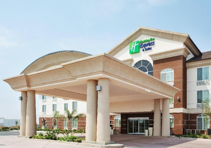 호텔 Holiday Inn Express & Suites Dinuba West, An Ihg