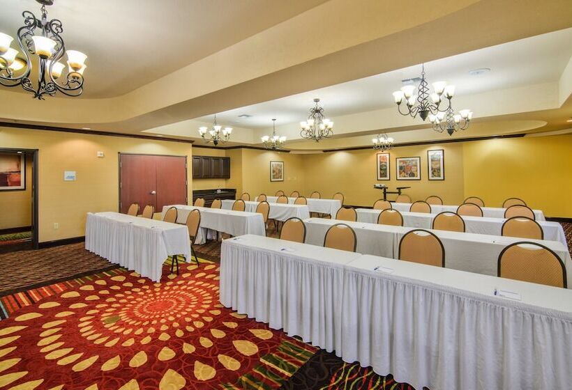 Holiday Inn Express Hotel & Suites Terrell, An Ihg
